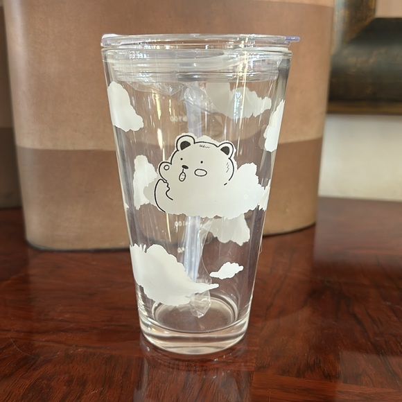 *NEW* Cloud and Bear Glass Cup with Lid & Straw - Picture 3 of 9